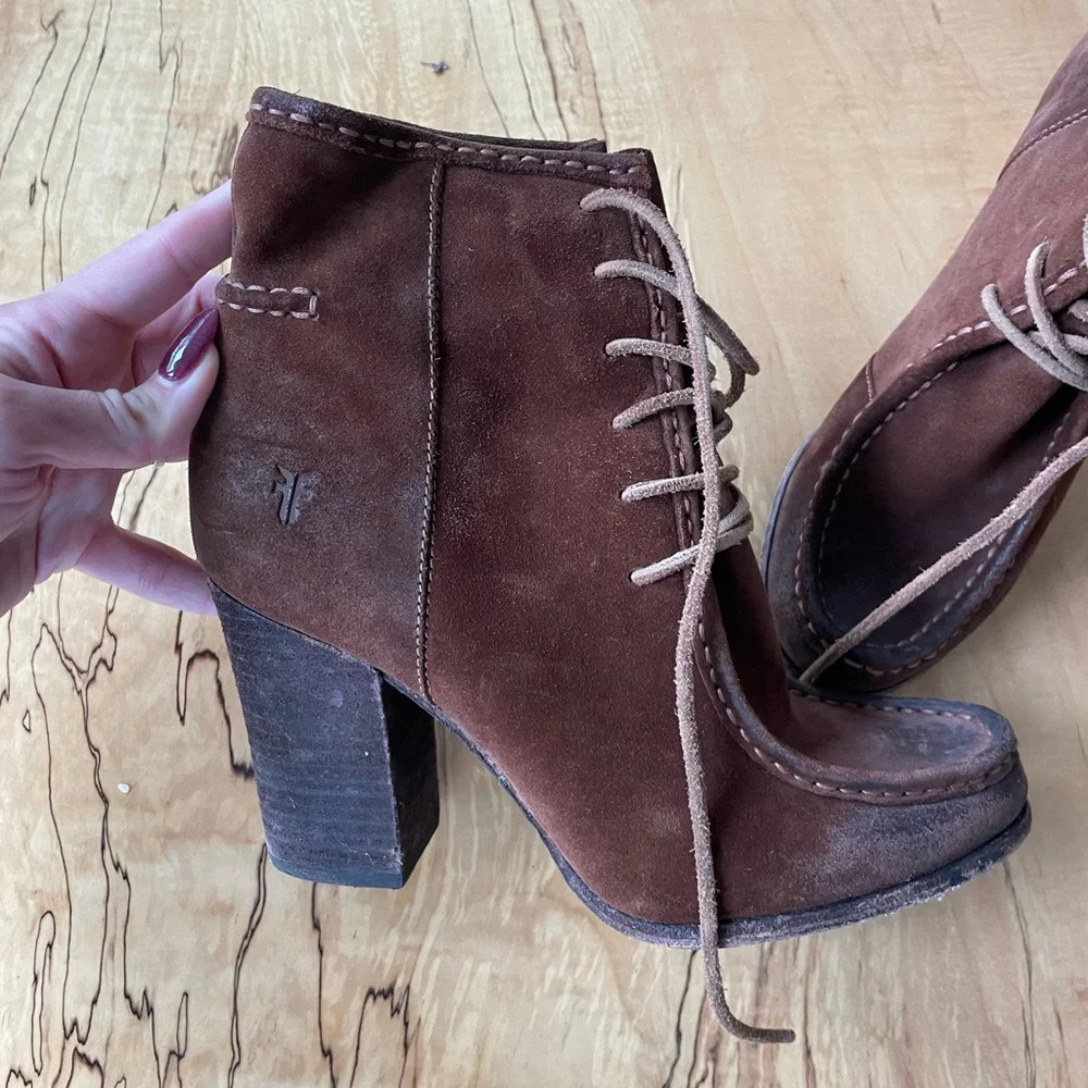 FRYE Parker Moc Short Boot in Brown- Oiled Leather